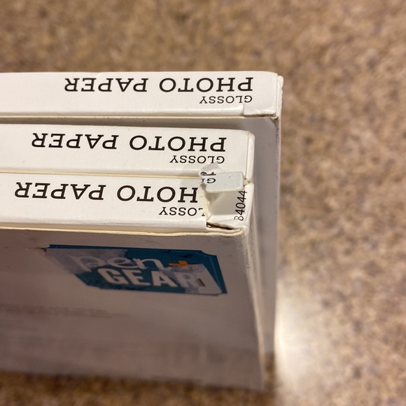 Never Opened 3 Packs Pen + Gear Glossy Photo Paper 8.5x11 50 Sheets Per Pack - Picture 12 of 12